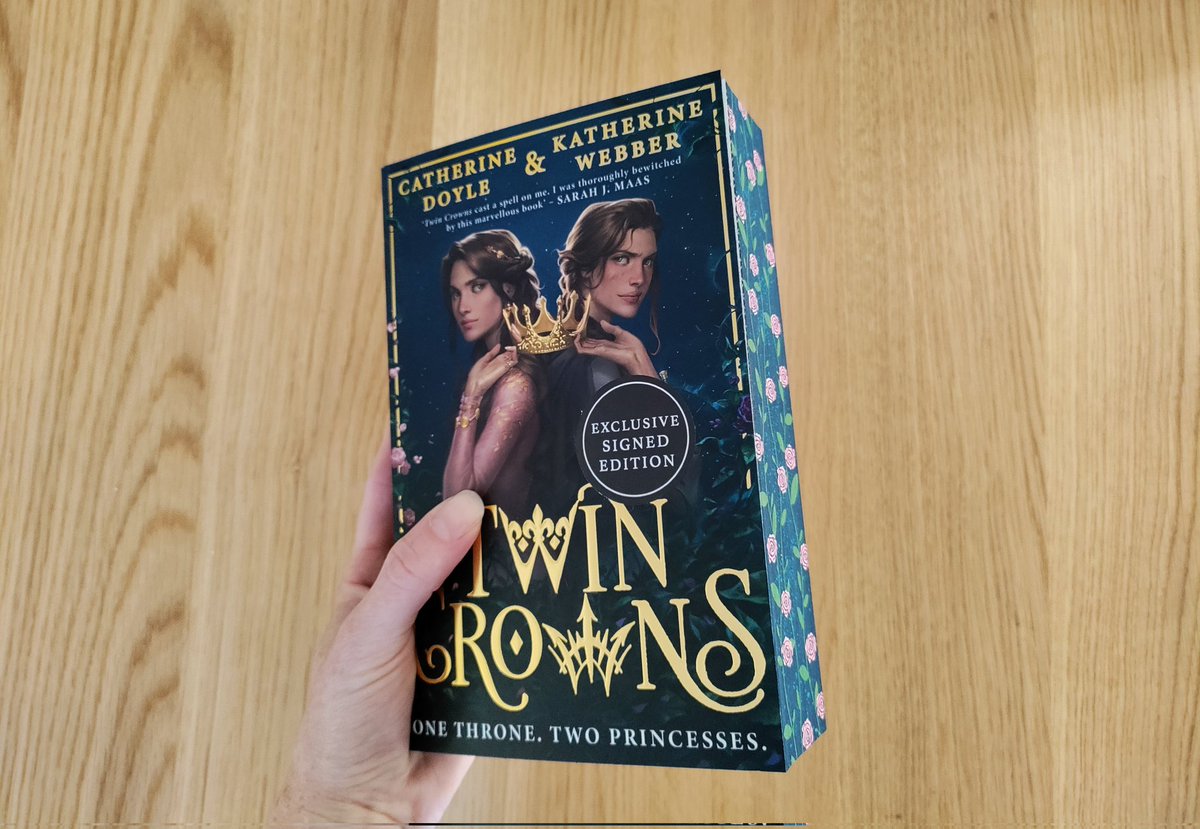 This gorgeous book post arrived today 😍

#TwinCrowns @kwebberwrites @doyle_cat  @EMTeenFiction