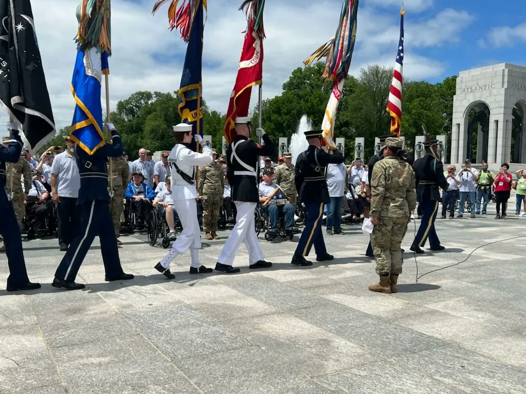 Honor_Flight_CH's tweet photo. We ordered amazing weather for our heroes, and boy has it delivered. What a setting for our ceremony honoring our #HFC101 veterans and their fallen comrades in arms. https://t.co/rgggYgAhg0