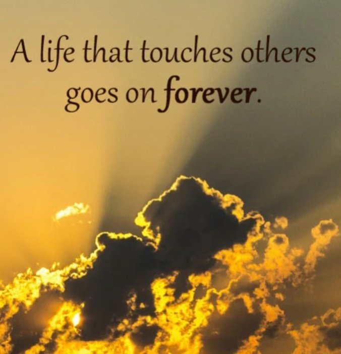NAMICentralSta1's tweet photo. If you or anyone you know is struggling with grief, do not be afraid to reach out for comfort. Call a close friend or a relative! @CSUServices1887 is also here for you! Just dial 937-376-6338. Remember to love on one another for as long as you can. Take care! 💚💖💚 #StigmaFree https://t.co/G4pYfTXIB9