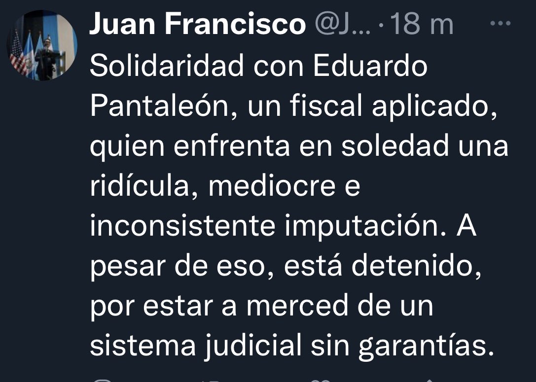 Ilumineplus's tweet photo. Deja d ser tan kulera voz pancha solo lo utilizaron y ahora q le metieron la verg@ crees q con un tuit lo ayudas🤣🤣🤣🤣🤣🤣🤣🤣🤣🤣🤣🤣🤣comete una tonelada d mierda voz pancha https://t.co/CzUVHfjDMR