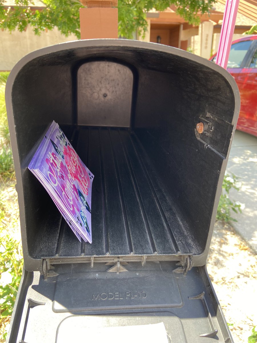 mafhensley's tweet photo. This is what democracy looks like. Another batch of #PostcardsToVoters going to Duval Co., Fl, across the peninsula. When the 🌎 is spinning out, #PtoV keeps me grounded. Help #CreateChange. Write with us! Text JOIN to 484-275-2229. https://t.co/7Y2LIURcRE