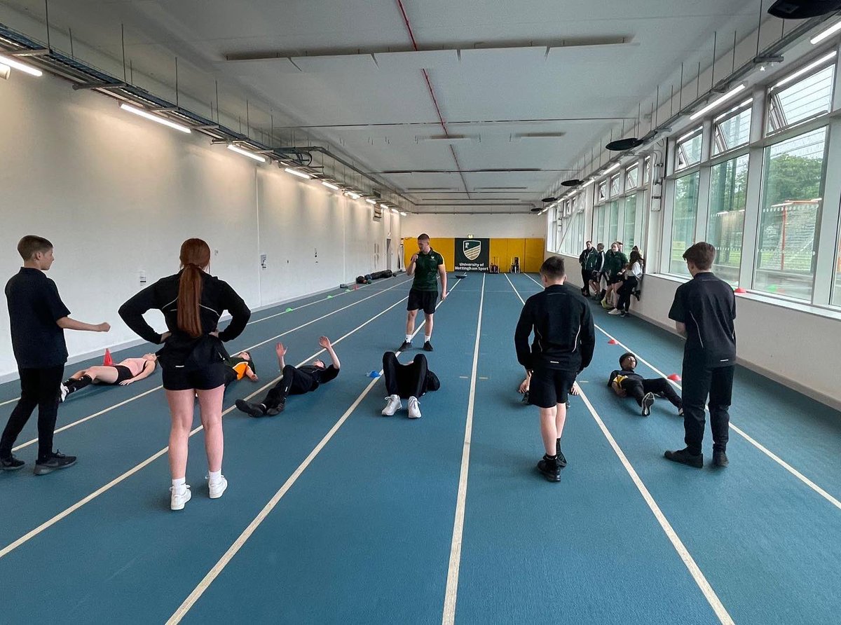 LodgeparkPE's tweet photo. Our students took part in a strength and conditioning session where they were learning about the best methods of preventing injury #DRETPerformanceConference https://t.co/JNfQMJRNW7