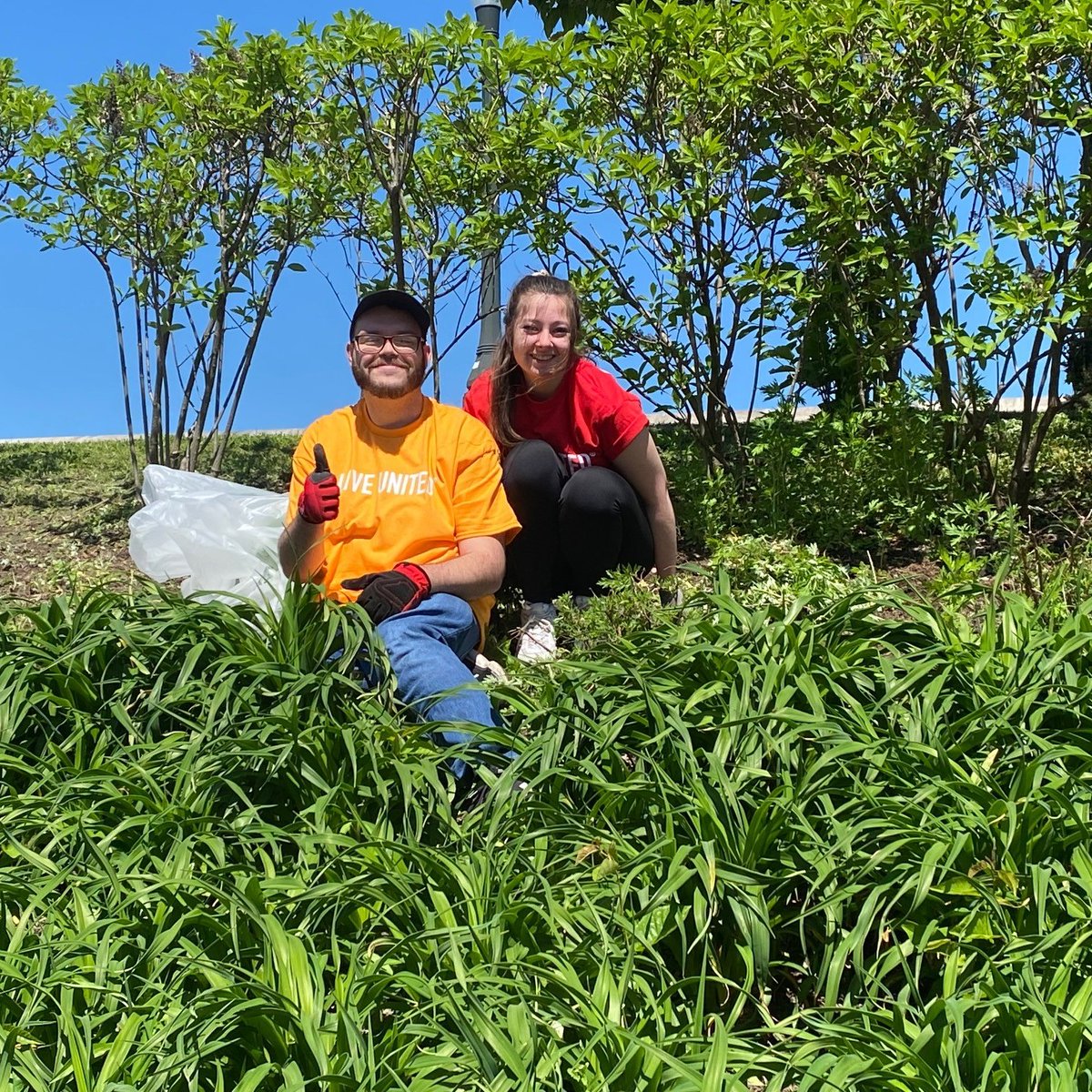 WBSPensPartners's tweet photo. Some @WBSPenguins front office staff volunteered for @UnitedWayWB #DayofCaring. They got the Riverfront all ready for summer! #liveunited #hereinLC #unitedwayWB https://t.co/nNn16x2iE1