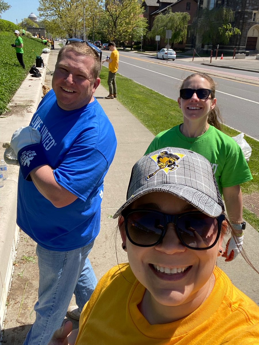 WBSPensPartners's tweet photo. Some @WBSPenguins front office staff volunteered for @UnitedWayWB #DayofCaring. They got the Riverfront all ready for summer! #liveunited #hereinLC #unitedwayWB https://t.co/nNn16x2iE1