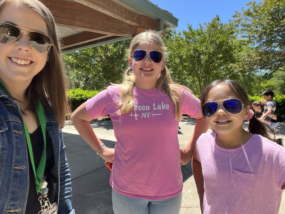 Ms_Hunt_'s tweet photo. After 156 days it getting harder to tell the difference between teacher and students @GreenHopeES https://t.co/STSSF4thQS