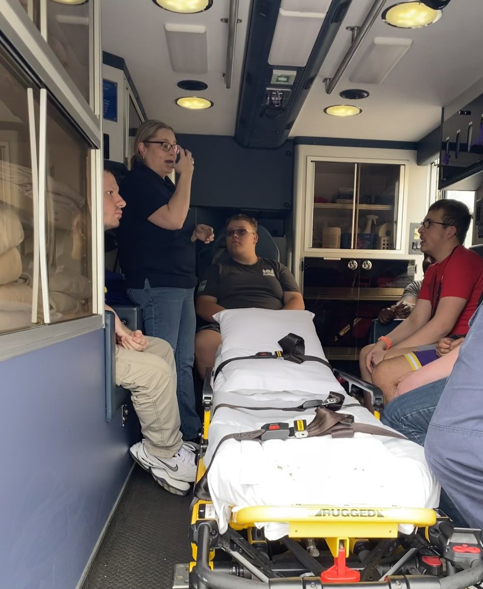 Basketmomma7's tweet photo. Big shout out 📣 to Patti and Matt at Tri-Boro First Aid for teaching us at Butler RISE so much today 🚑🏥
#firstresponders #volunteers #givers #realworldexperiences #transitioneducation #Bulldogvillage
#communityawareness https://t.co/UFmU8MzHc6