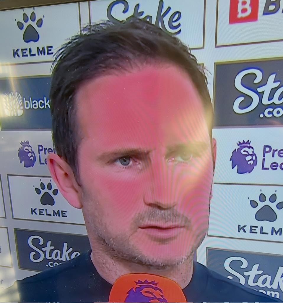 muzzlufc's tweet photo. WTF Fat Twat https://t.co/Sb7JDJgLN7