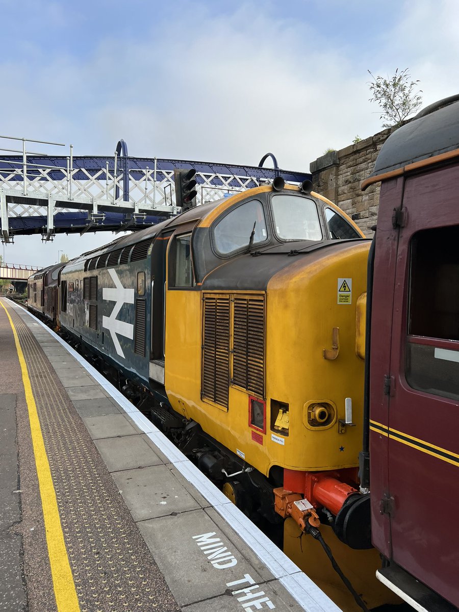 Pip Dunn (rail info) tweet media