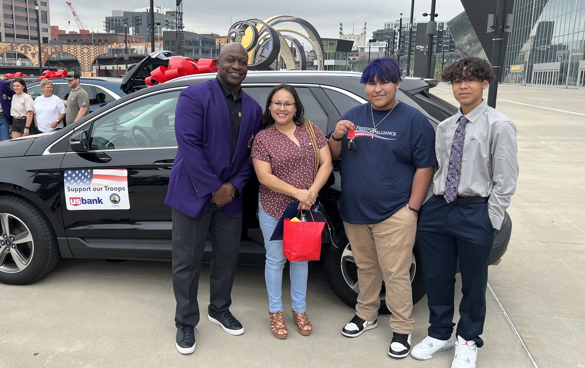 john randle tweet media