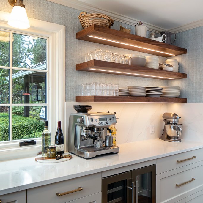 Thinking about putting in a bar or beverage station at home? Point your pondering in the right direction with 5 questions in this blog post: 
neilkelly.com/blog/bar-bever…