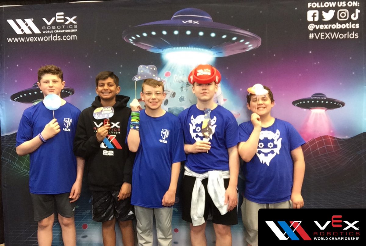RMohlerZHS's tweet photo. Ranked 30th at the end of a long day of qualifiers with 3 more tomorrow and having a fantastic time! #BlueCanDoIt https://t.co/NK421XXfaP