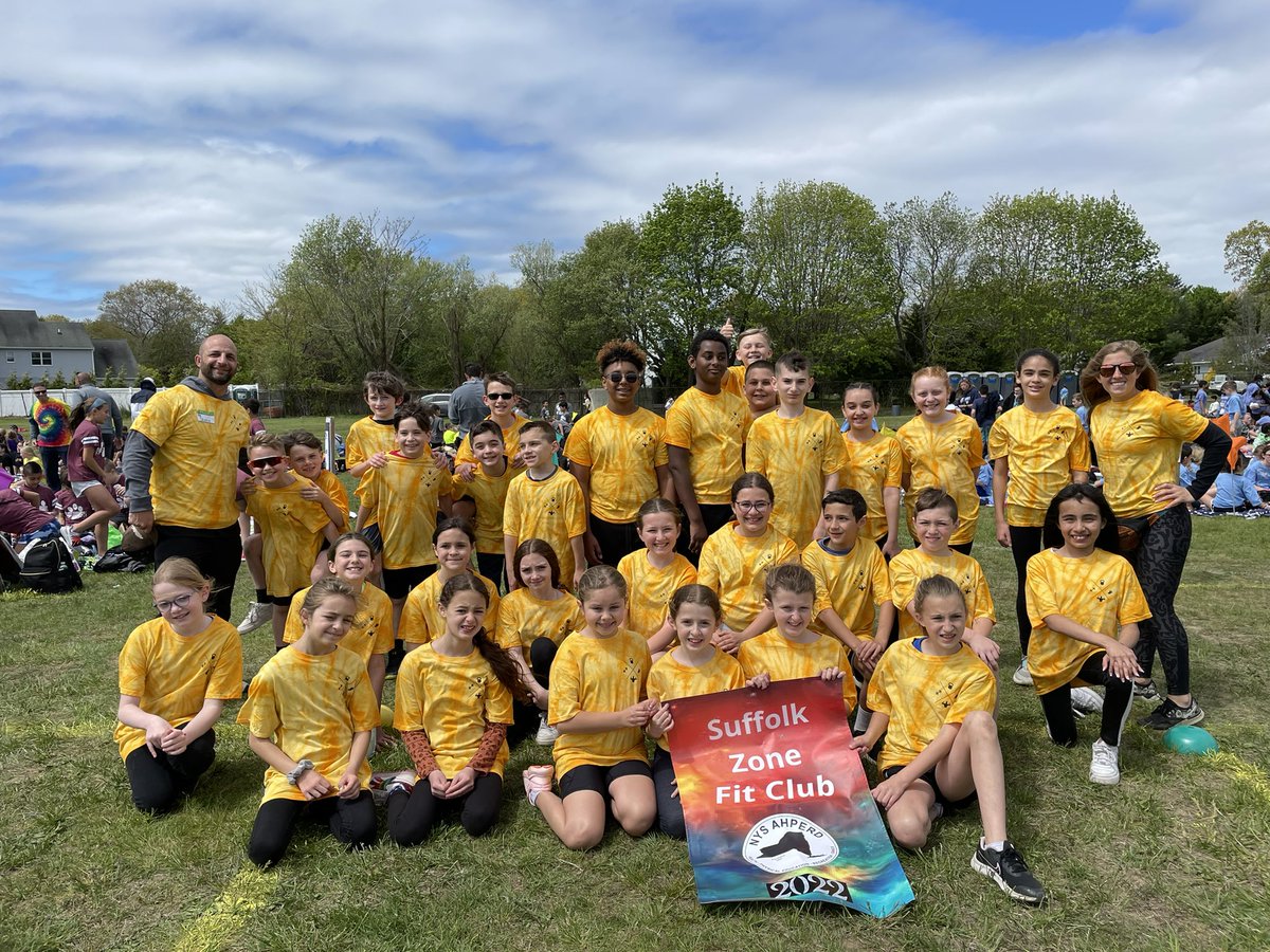 CayugaPe's tweet photo. Cayuga 4th and 5th grade students had a BLAST at this years FitClub event run by the one and only @BolgersPowerPE I am so proud of each and every student that participated, supported, and coached one another throughout. WAY TO GO CAYUGA! @cayuga_school @NYSAHPERD @SuffolkZone https://t.co/Q6IiTm8p8U