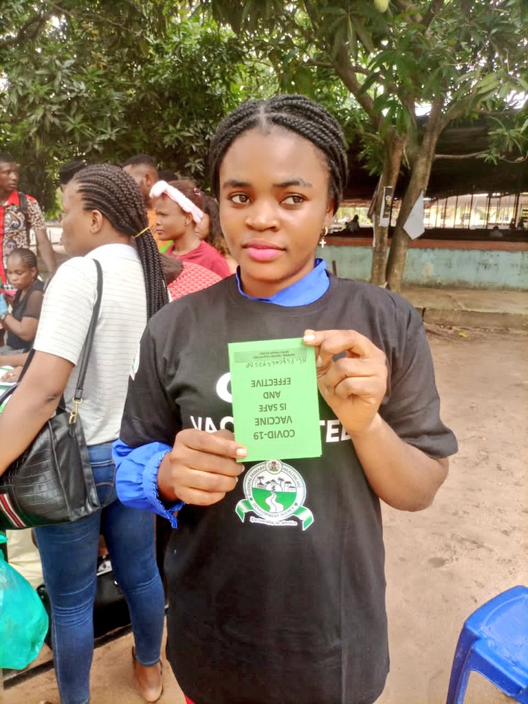 CDDWestAfrica's tweet photo. More pictures from day one as Covid-19  Vaccination Exercise  continues at the Federal Polytechnic Nekede as Students receives their Covid-19 Vaccine.

@HassanIdayat
@oaaigbe
#GetvaccinatedNigeria 
#Vaccinesaresafe https://t.co/A1Xo8Weabo