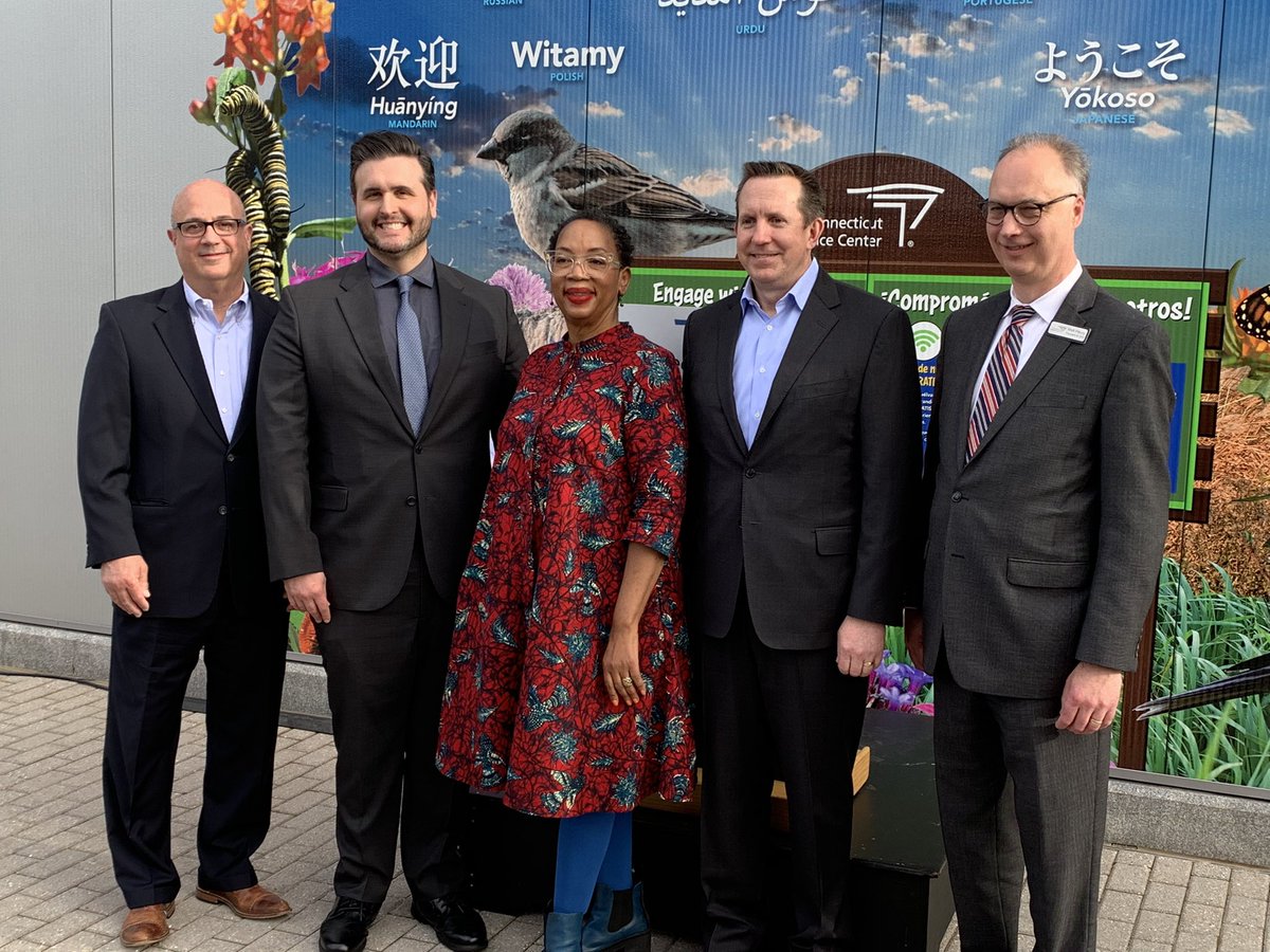 Thank you <a href="/MetroHartford/">MetroHartford Alliance</a> for inviting Eric Harrison to speak at your Welcome Reception this evening, especially amongst the distinguished company of Dr. Shelley D. Best and Shane Eddy! We look forward to working together to strengthen our community. #LiveUnited <a href="/unitedwayincCEO/">Eric Harrison</a>