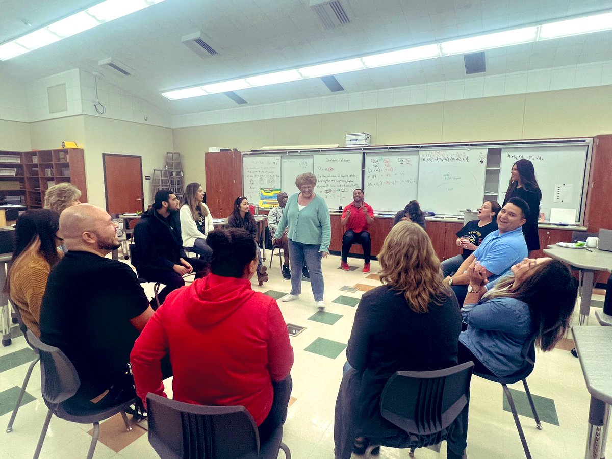 LUSDAlternativ1's tweet photo. A wonderful morning of community and professional learning at Alt. Ed.! @AltEd_Counselor &amp; @misty623 taught the staff about active circles for restorative practices &amp; led the group in a game of SEL bingo! #MentalHealthAwarenessMonth  @Lindsay_USD https://t.co/DjyygY1ewd