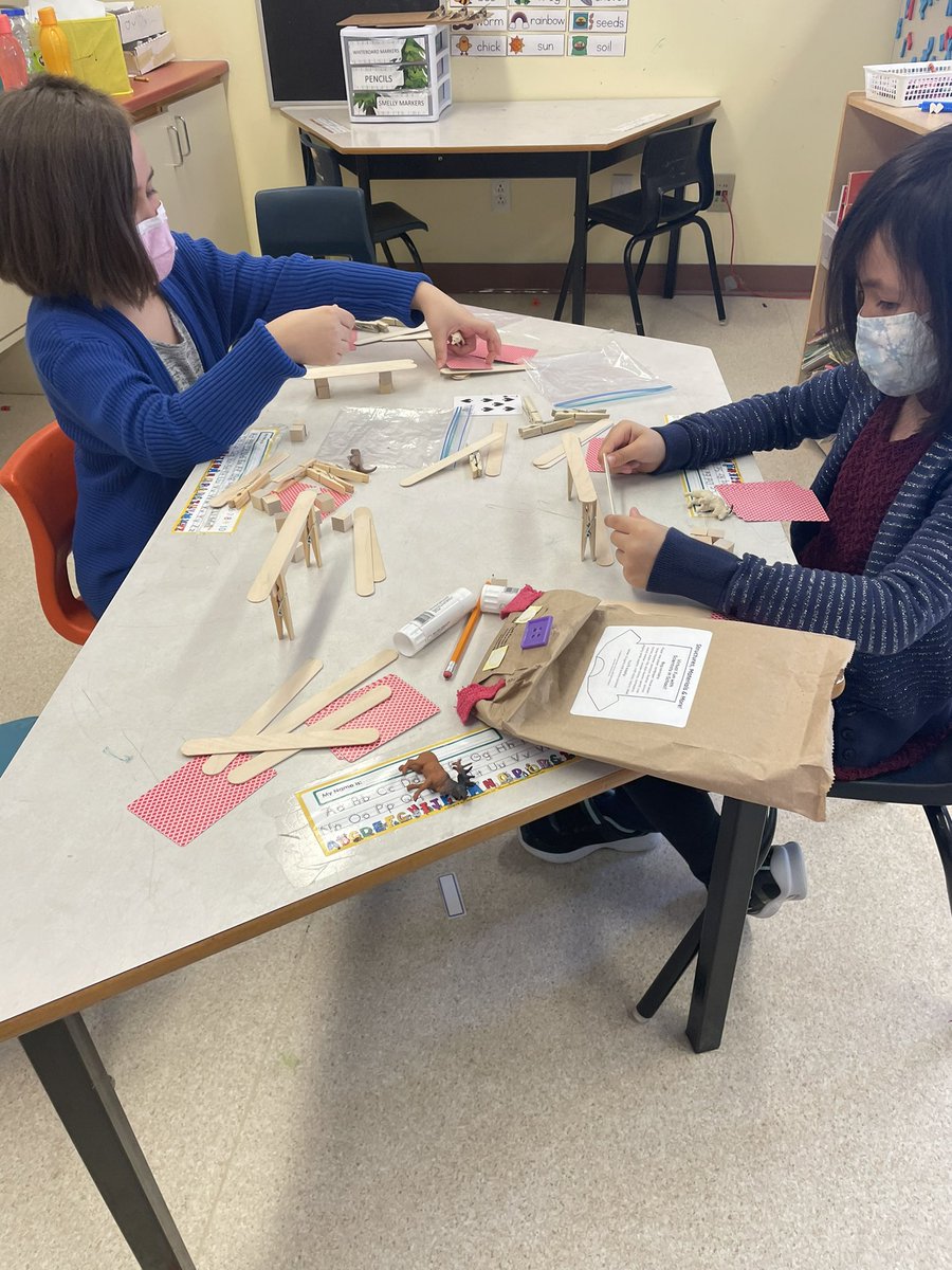 MsStemEducator's tweet photo. Had an awesome time learning about structures! #scientistsinschool #STEM #playbasedlearning https://t.co/gIqZyjw2kM