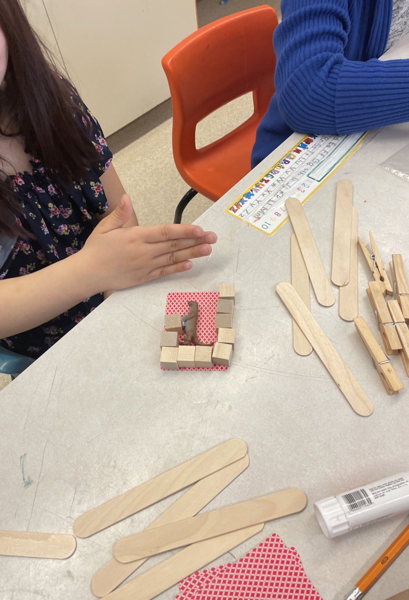 MsStemEducator's tweet photo. Had an awesome time learning about structures! #scientistsinschool #STEM #playbasedlearning https://t.co/gIqZyjw2kM