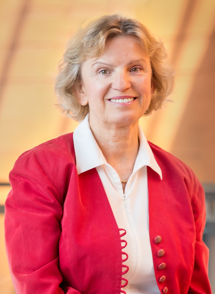 AVS_Members's tweet photo. Don’t miss the 2022 R.F. Bunshah Award &amp; ICMCTF Lecture by Jolanta Klemberg-Sapieha (Polytechnique Montreal, Canada) at 5:45 p.m. today in Town &amp; Country A. #ICMCTF2022 https://t.co/G3HNsWmVtQ