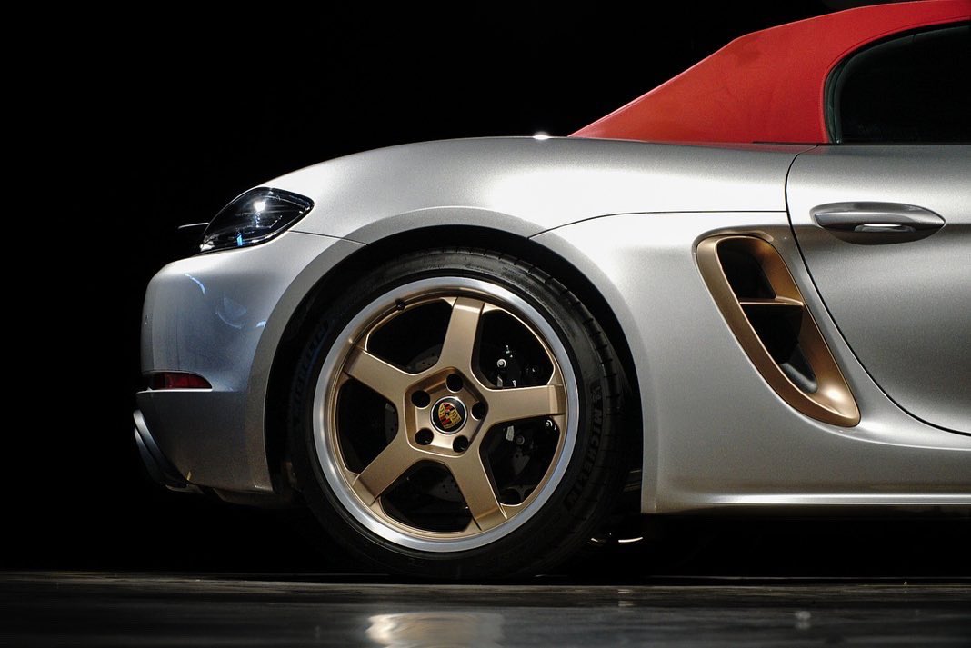 zenjjay's tweet photo. 25th anniversary Porsche Boxter 
@Porsche @PorscheGB @porsche__porn #porsche https://t.co/69zBYUgm5q