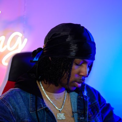 Bkingofficialll's tweet photo. #NewProfilePic https://t.co/GA05JGDzNd