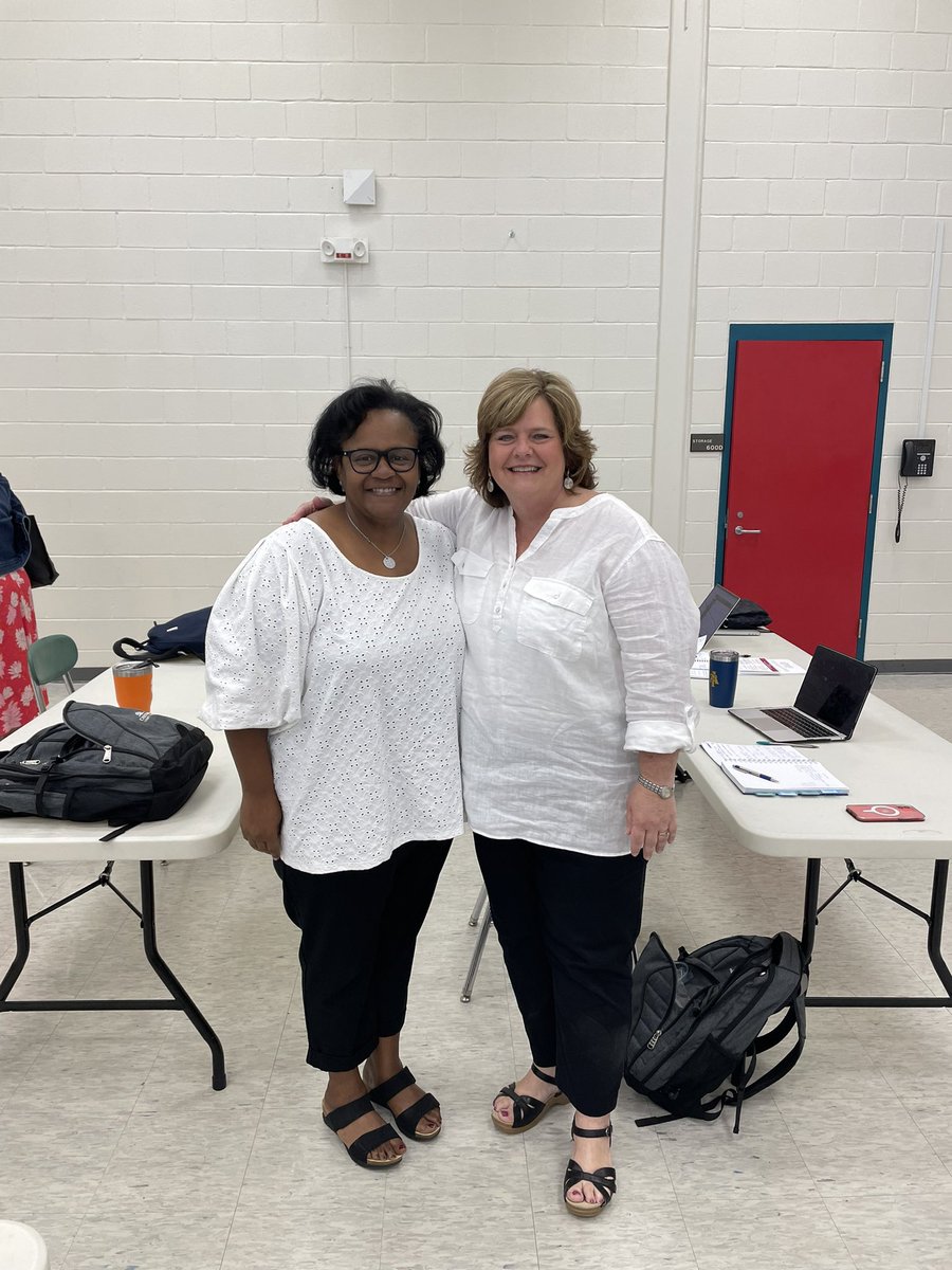 Principal twins and friends! <a href="/abradyandrew1/">Angie Brady-Andrew</a>