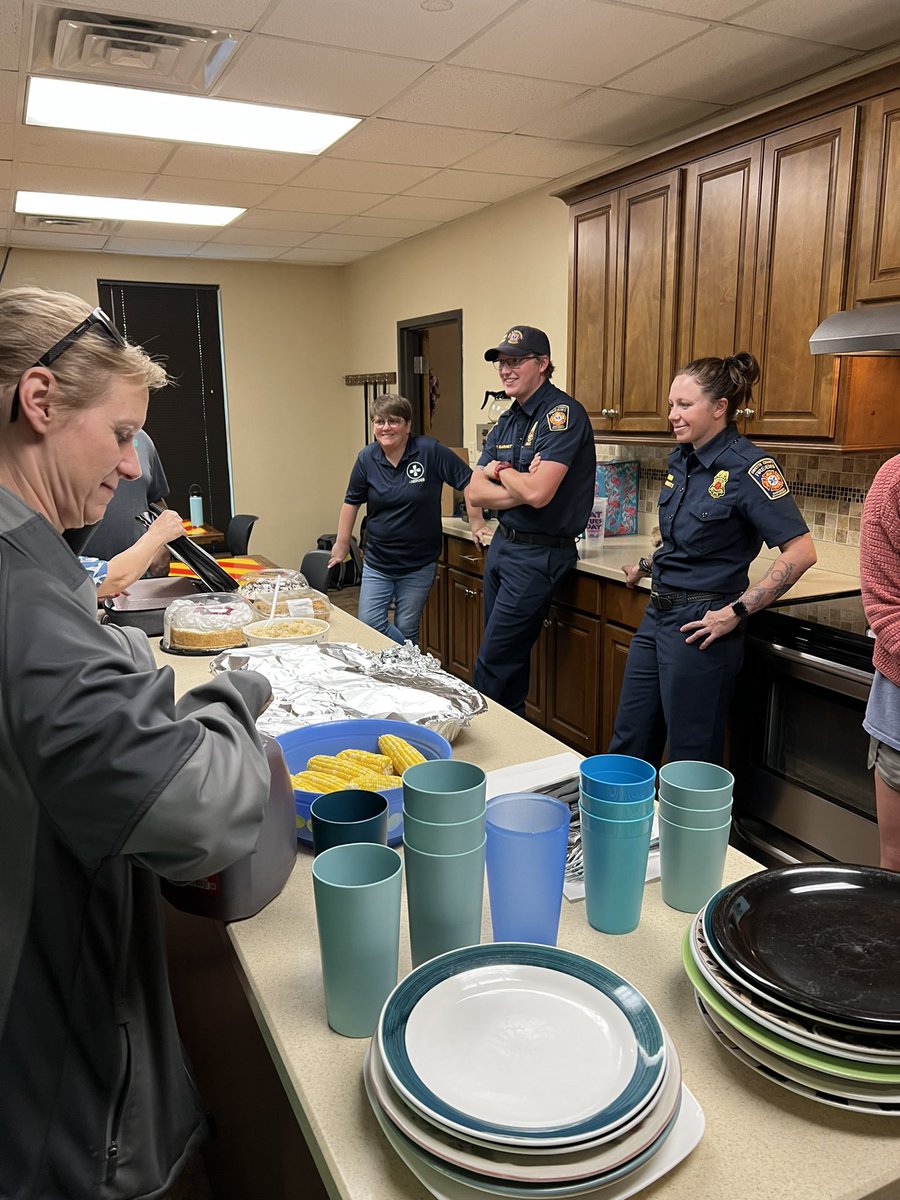 joedom's tweet photo. Having dinner with the heroes at FCFD Station 11. Chaplain Frank manning the grill #firechaplain #fire #ems #firstresponders https://t.co/kCSBnCspfh