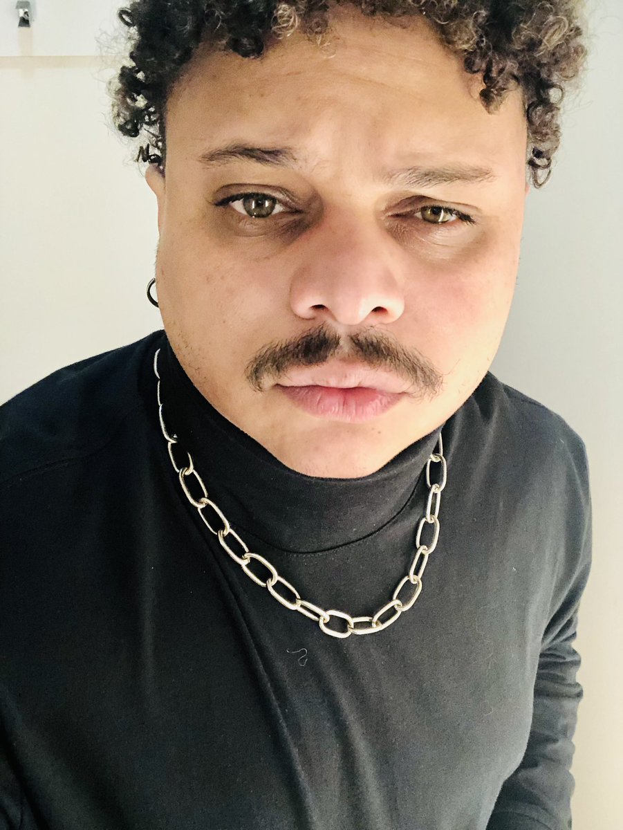 oxeobe's tweet photo. Eu prometi que nΓ£o ia comprar roupa nenhuma pressa festa π€‘π€‘π€‘
Vem #WinnersParty https://t.co/RLm3Zhvl1p