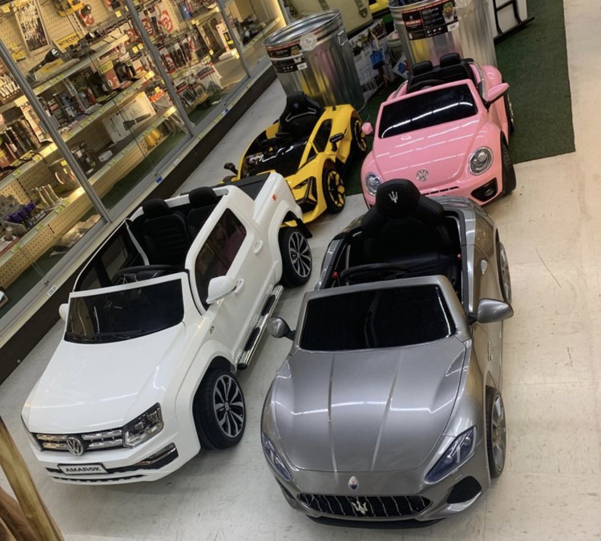 seanwestenberg's tweet photo. Fresno Ag Hardware has been around since 1876. Locally-owned and they know how to celebrate history. They have even recently expanded in the auto industry. Take a look at those rides! #OpenforBusiness #mkt60002022csub #csub https://t.co/sSxYs6Zm1c