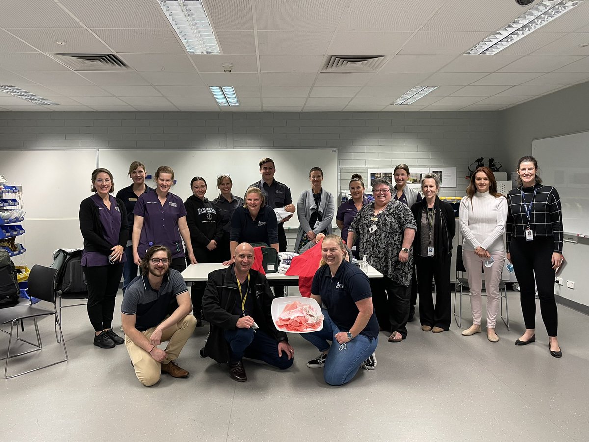 92Ash_'s tweet photo. Interprofessional Education between Paramedic and Midwifery staff and students at @Flinders. Our paramedic students learning about pre-hospital PPH management, showcasing our abilities to Midwifery students and learning from their expertise- an incredible opportunity! https://t.co/Shev1fExBv