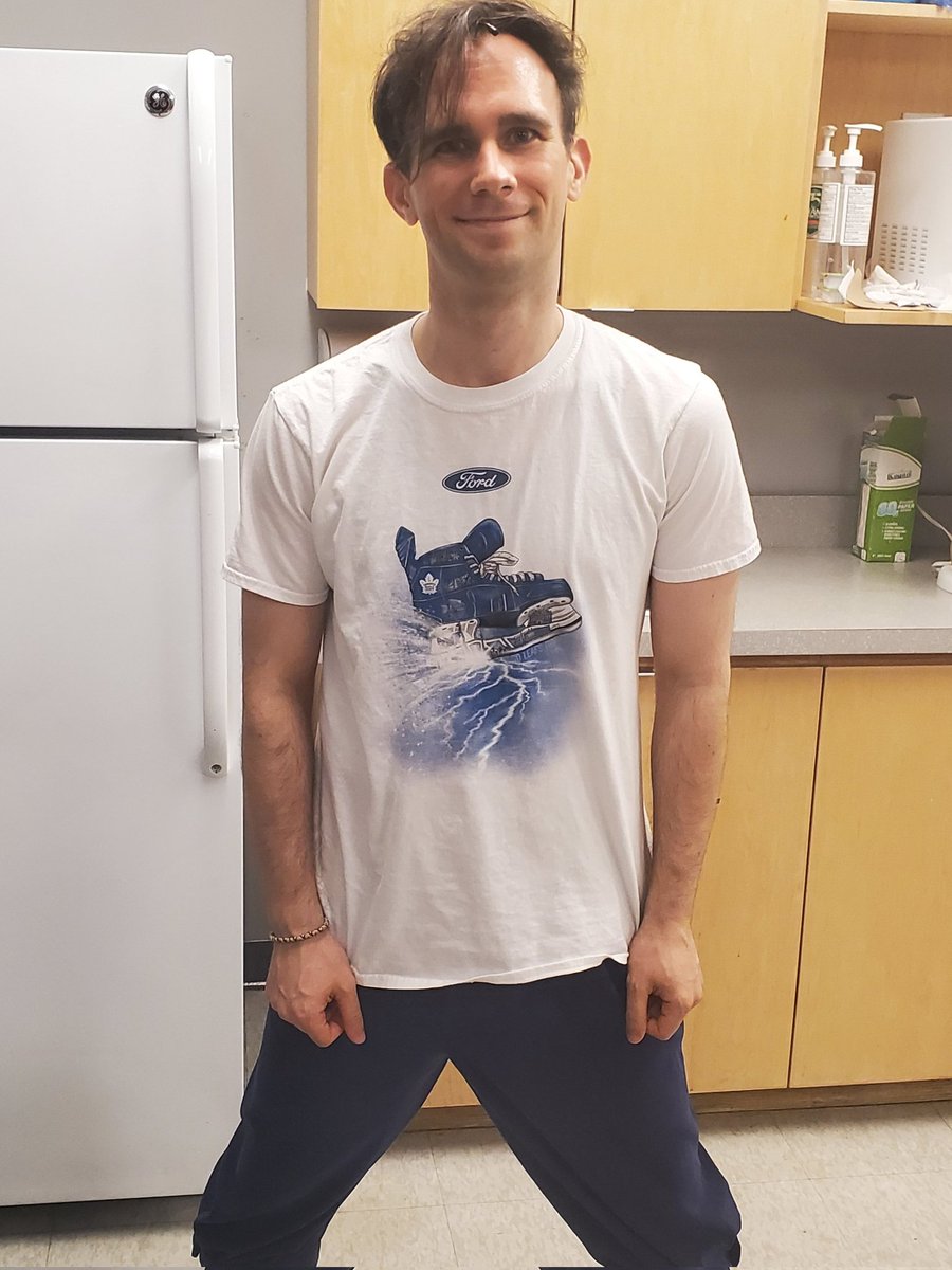 MikeABuchanan's tweet photo. Back in the theatre for @alexandershowcasetheatre 's run of Cinerella while repping our incredible artist of the show @meredithwolting amazing tshirt after last night's win!!!  

@MapleLeafs https://t.co/CShQ6VHGSm
