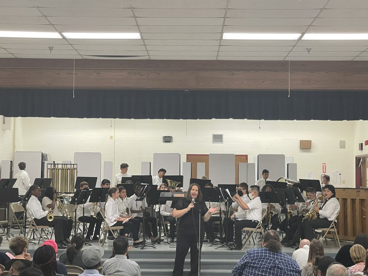 Thanks to our amazing VPA Department for a wonderful band and orchestra concert and a fabulous art showcase! <a href="/DianeHuyck/">Diane Huyck</a> <a href="/MMSMustangMusic/">Rebecca Lehman</a> #TeamMonocacy