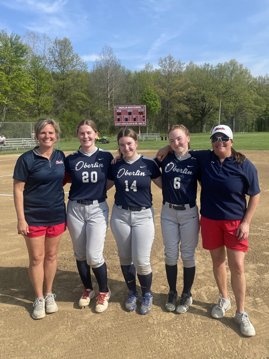 ⁦@ob_softball37⁩ wins on senior night 9-4 over Clearview. Thank you Emerson, Emily, and Mariah for four years of dedication to the softball program!
