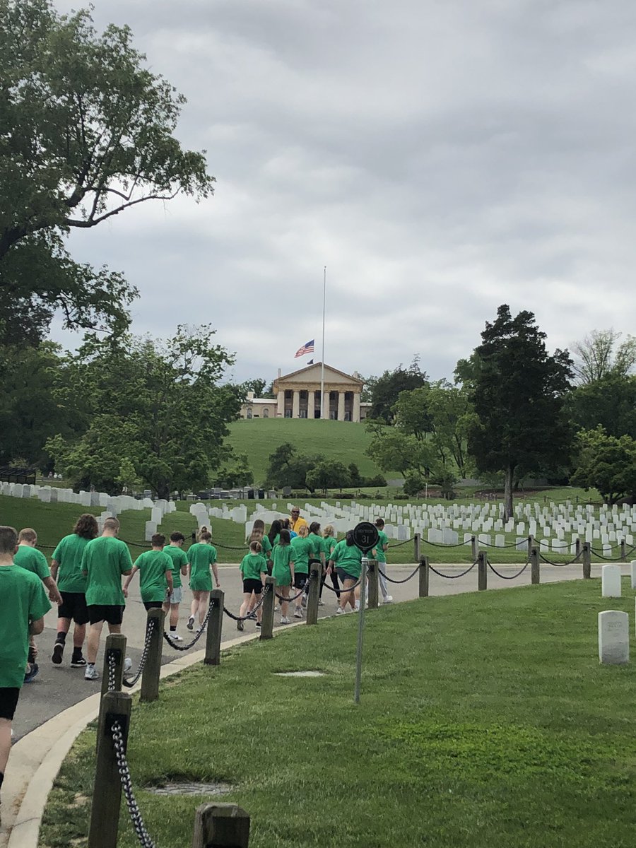 mo_nrhs's tweet photo. Arlington National Cemetery @NRMSDC https://t.co/0lGRdhZheI