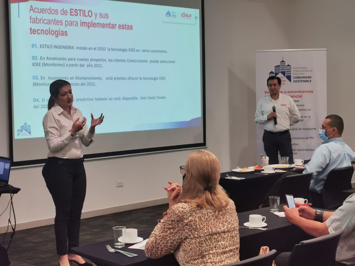 EstiloInge's tweet photo. Un día más de Hablemos con Propiedad en la ciudad de Santa Marta y nos sentimos felices de volver a encontrarnos en este espacio presencial, con todos nuestros clientes y expertos de primer nivel. 
 
#estiloingenieria #ascensores #escaleraselectricas #estilotecnologia https://t.co/zAnwKFzI64