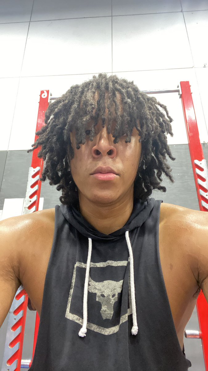 MalikAgent_'s tweet photo. Workout #2 LFG!!!! @carterhorsburgh @twillett57 @EckloffBrandon @flyyy_ryyy @Dmagic23_ @KyleBeer5 https://t.co/oGI6lYZyYe