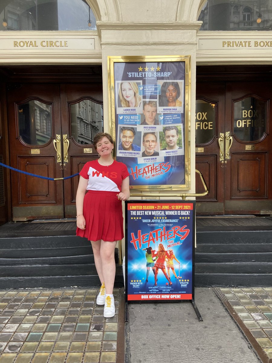 yowesterburg's tweet photo. @HeathersMusical @TheOtherPalace Would love to win this!
#HowVeryCosplay 💙❤️💚💛 
@HeathersMusical https://t.co/J5pNt5Awvf