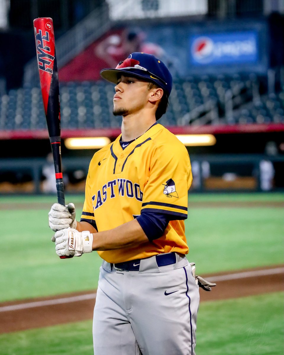 Ethan Revilla tweet media