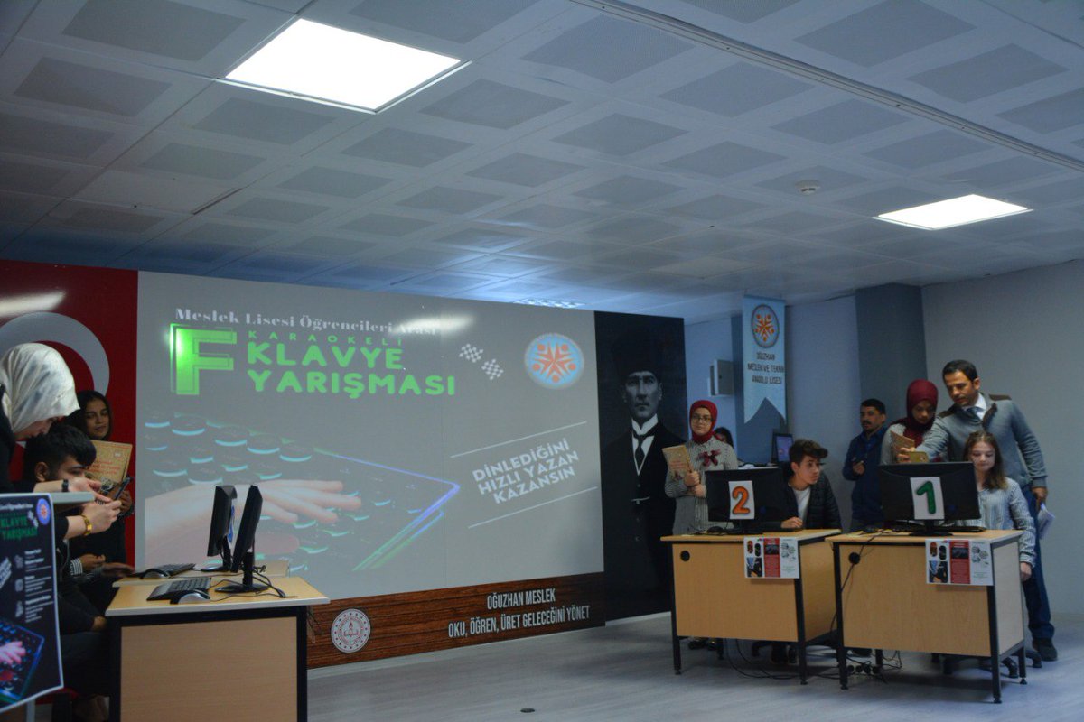 BucakOMTAL's tweet photo. Okulumuz organizasyonu ile Meslek lisesi öğrencilerinin kişisel ve mesleki gelişimlerine katkıda bulunmak, F klavyeyi profesyonelce kullanabilme, on parmak ve bakmadan süratle yazabilme becerisi kazandırmak, https://t.co/RzLWKC9giY