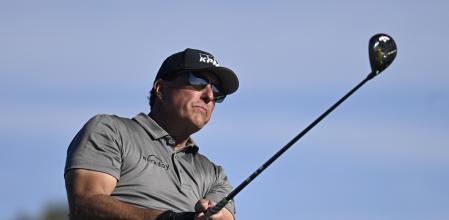 Lío a la vista: el PGA Tour niega los permisos para jugar la Superliga / #54SNews / ... mundodeportivo.com/golf/20220511/…