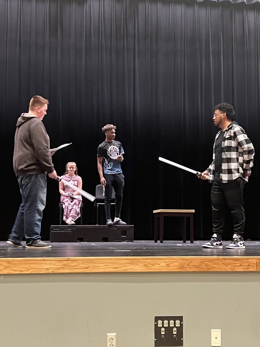 amobs_ela's tweet photo. To be or not to be was not even a question as Mrs. Moody’s Eng IV students chose to be exceptional in their Hamlet re-enactments! @SecondaryELAWS @WalkertownHigh https://t.co/ty4g9JKiBK