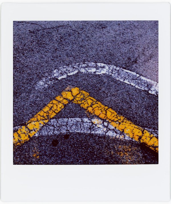 FFerra_Art's tweet photo. Polaroad #73 - Beautiful Mistakes
0.05 ETH👀 | 64/75 Sold🔥

👉https://t.co/SGaJPWdl1i

I looked at my feet and I began to wonder. And you, what can you see there?🔍

#openseanft #polaroid #nftphotography https://t.co/16TZoVIjrz