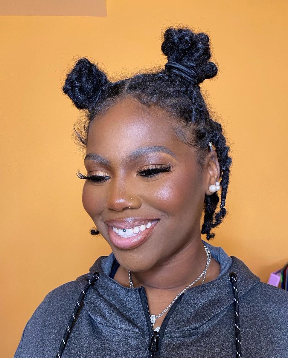 lulhiba's tweet photo. @HeyPariss anywhoots if y’all reside in the dc area and are looking for a MUA who allows you to come as you are; follow me on ig! @luvhibaesthetics https://t.co/ZGHtt3gY1X