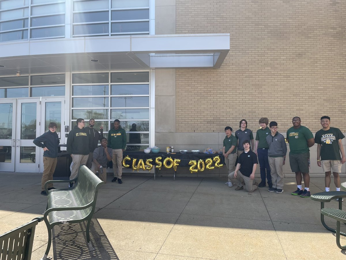 Today we celebrated our class of 2022! We are beyond proud of their accomplishments!! #Classof2022 💚💛