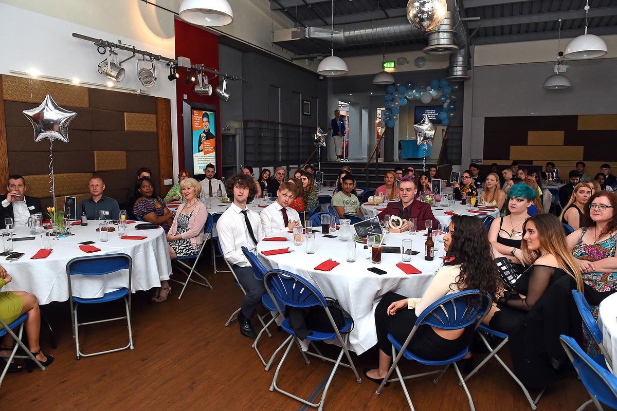 CardiffMetSU's tweet photo. We’re half way through the SU Student Achievement Awards 2022 ✨

Check out some of the highlights so far 🤩

#SUSAA

📸: @ciacIMAGES https://t.co/BwjVvZjeY5