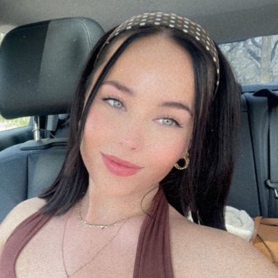 olivia_dirkss's tweet photo. #NewProfilePic https://t.co/7eAXt1lsPx