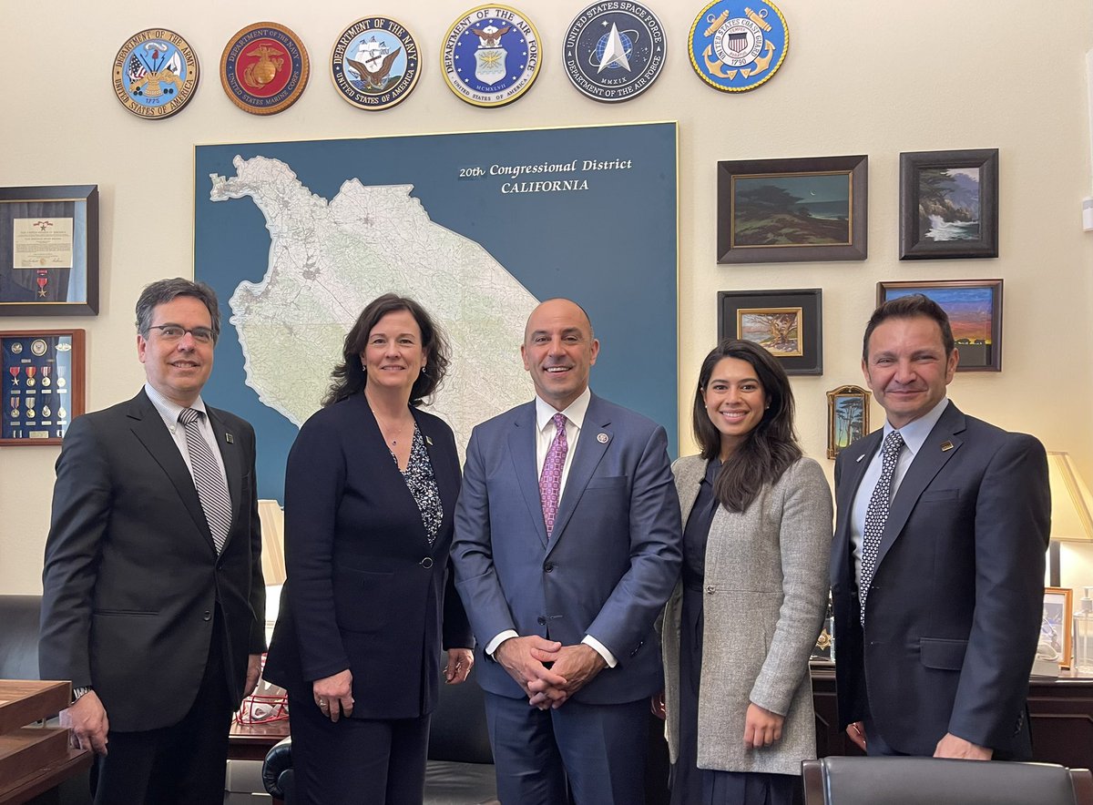 SedatedSk8er's tweet photo. Truly honored to meet with @RepJimmyPanetta to discuss #SafeVACare, the No Surprises Act and student loan interest deferment. #AdvocacyInAction #ASAWLC #anesthesiologist #physicians #csahq #asahq https://t.co/yWqqFehndG