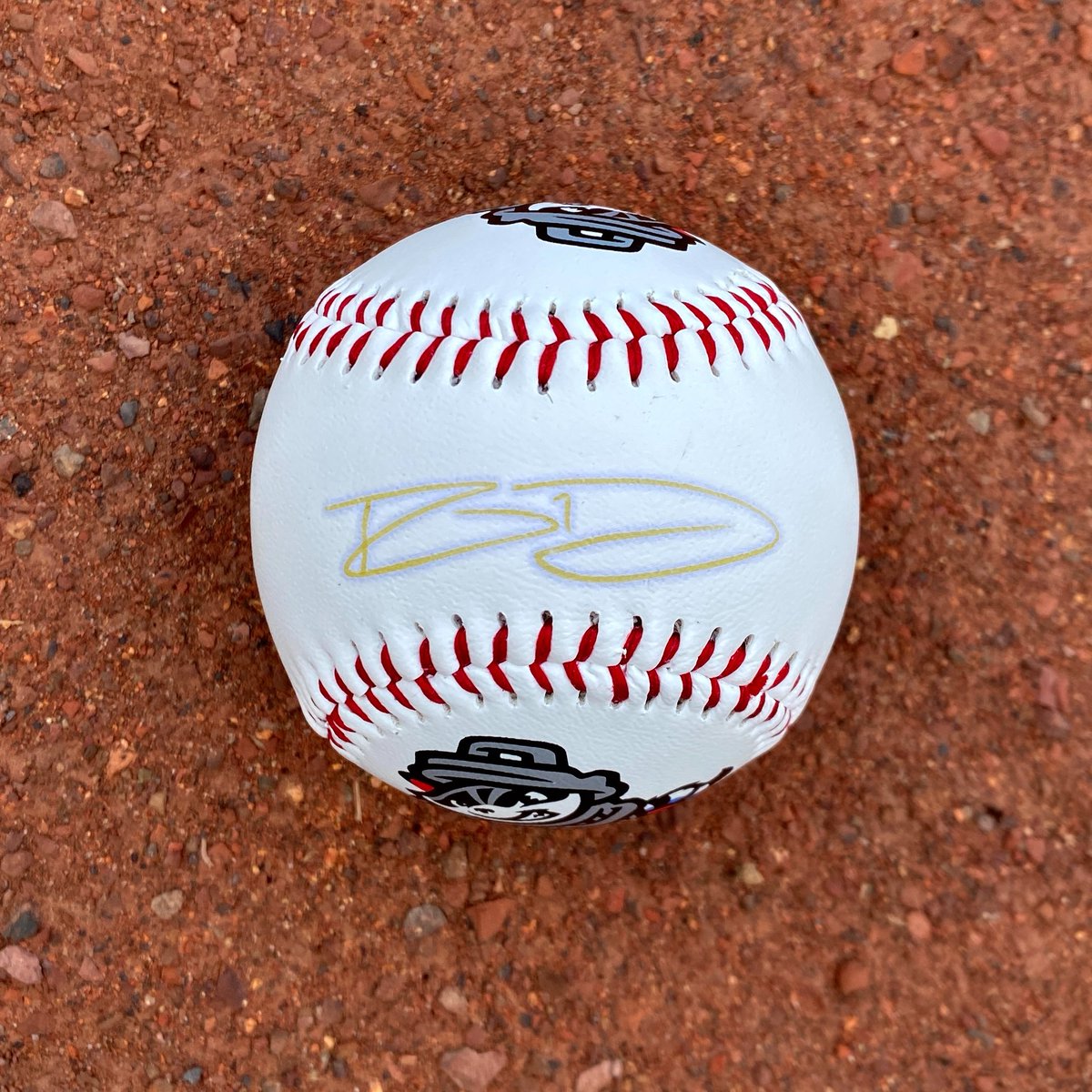 trashpandas's tweet image. A historic no-hitter night from @RDetmers deserves a giveaway. 

𝗥𝗘𝗧𝗪𝗘𝗘𝗧 this post for a chance to win a Reid Detmers Autographed Baseball! ⚾️