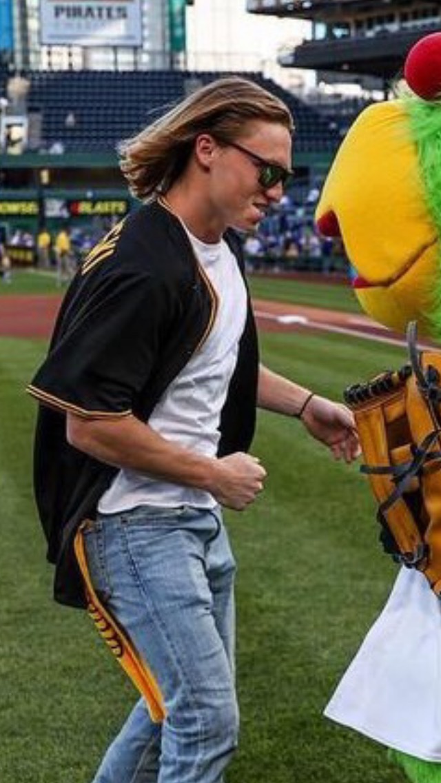 Gunner Olszewski tweet media