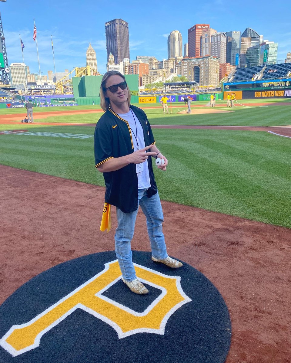 Gunner Olszewski tweet media