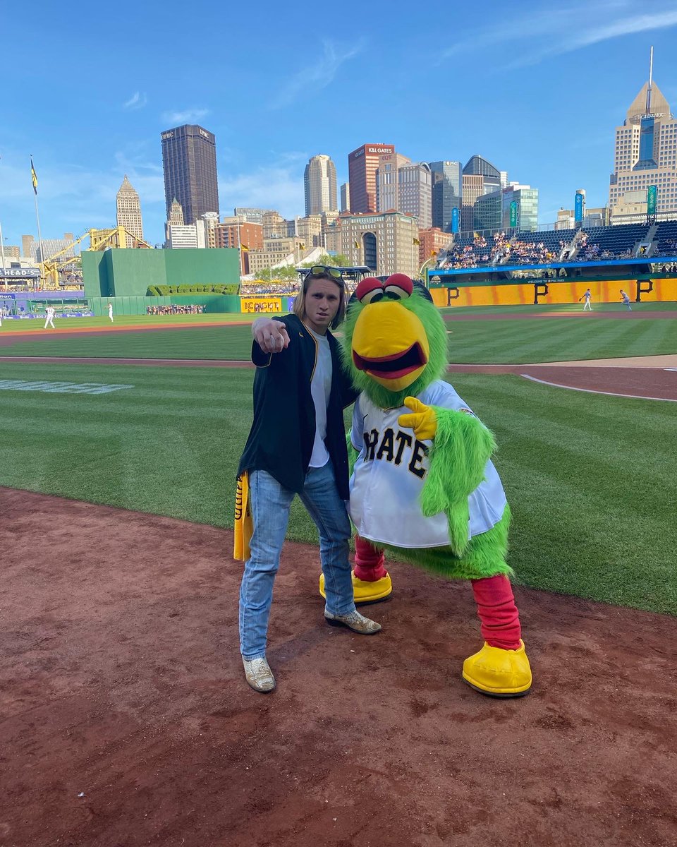 Gunner Olszewski tweet media